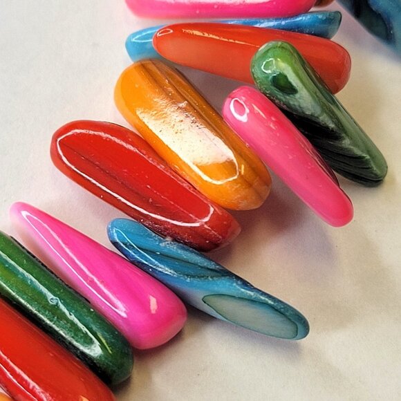 Colourful Shell Chunky Quart Chips Necklace - Picture 4 of 10